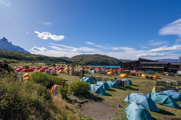 entrada para o refúgio paine grande em torres del paine