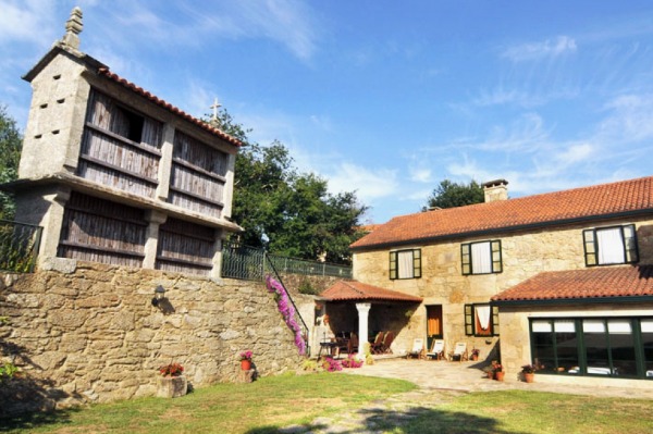 Casa da Costoia no Caminho Francês, partindo de Sarria Casa da Costoia, hospedagem rural na etapa de Arzúa a A Rúa, do Caminho Francês, partindo de Sarria