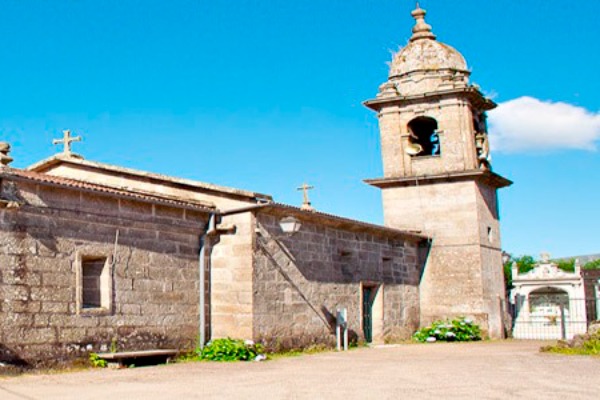 Casa Paroquial de Santa María de Alba