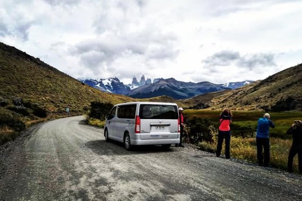 Umsteigen auf den Straßen von Torres del Paine