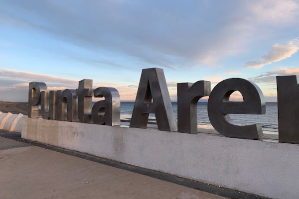 Punta Arenas Schild