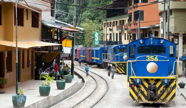 Rückfahrt mit dem Zug von Machu Picchu nach Cuzco