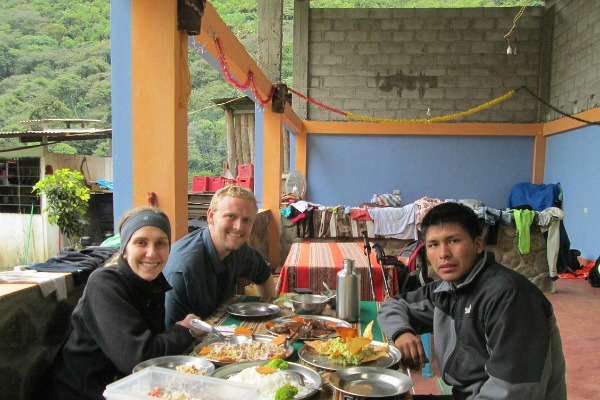 Mittagessen mit dem Fremdenführer in Hidroelectrica