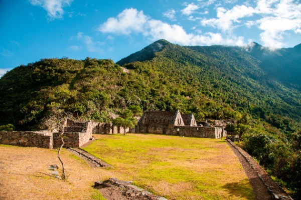 Hauptplatz des archäologischen Komplexes von Choquequirao