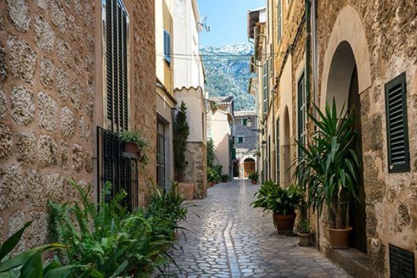 Straßen in der Altstadt von Sóller auf Mallorca