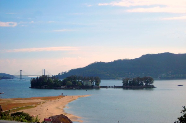 Insel San Simón Blick auf die Insel San Simón während der Etappe von O Porriño nach Arcade