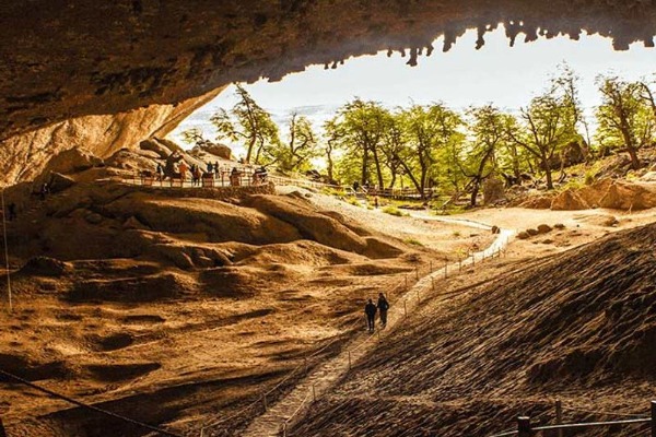 entrance to the milodon cave