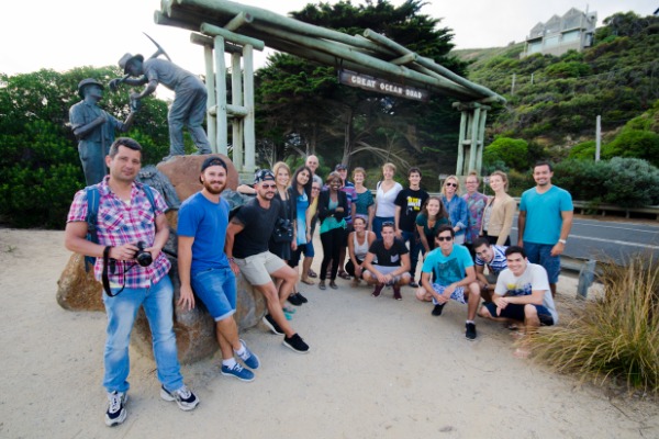 viajeros felices entrada great ocean road viajeros felices en cartel entrada great ocean tour