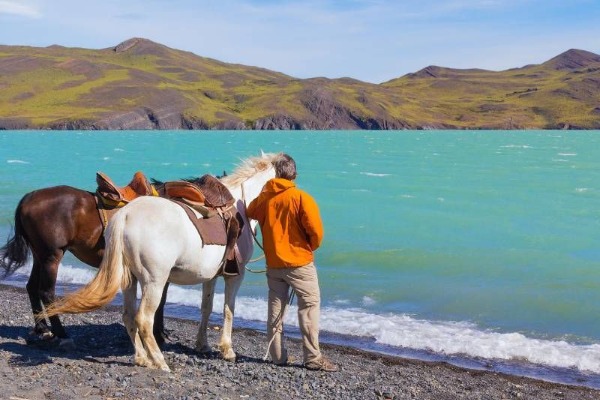 Lago Nordenskjöld paseo Lago Nordenskjöld paseo a caballo