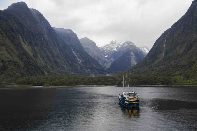 Milford Sound Overnight Cruise