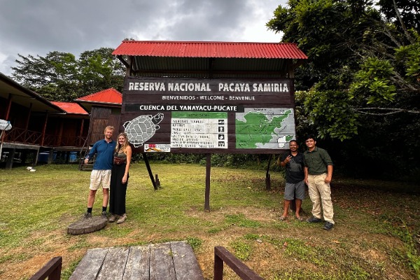 entrada reserva cartel de entrada a la reserva pacaya samiria