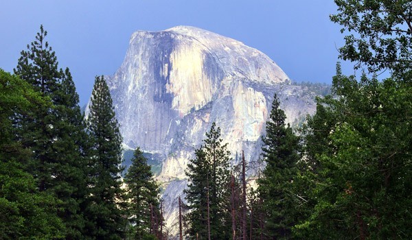 Half Dome et les chutes de Yosemite