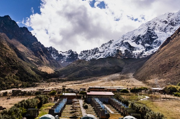Salkantay Dome from the outside with mountain range in the background