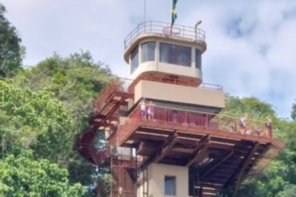 Ascensore panoramico in cima alle cascate di Iguazu