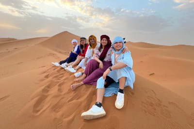Tour 4 giorni Marrakech-Fez con hotel e glamping
