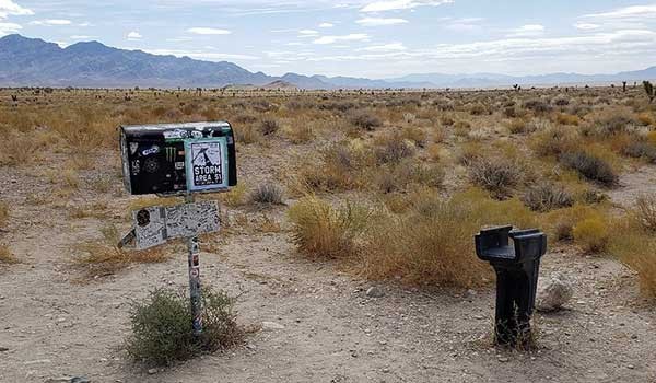 cassetta delle lettere nera area 51 stati uniti